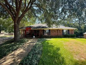 3308 Moss Gln - Photo 1 of 1