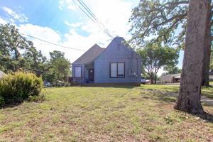 featured image of 2316 N Locust St