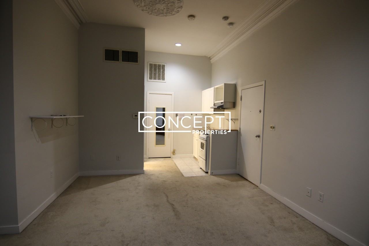 550 Columbus Ave #1 - Photo 3 of 5