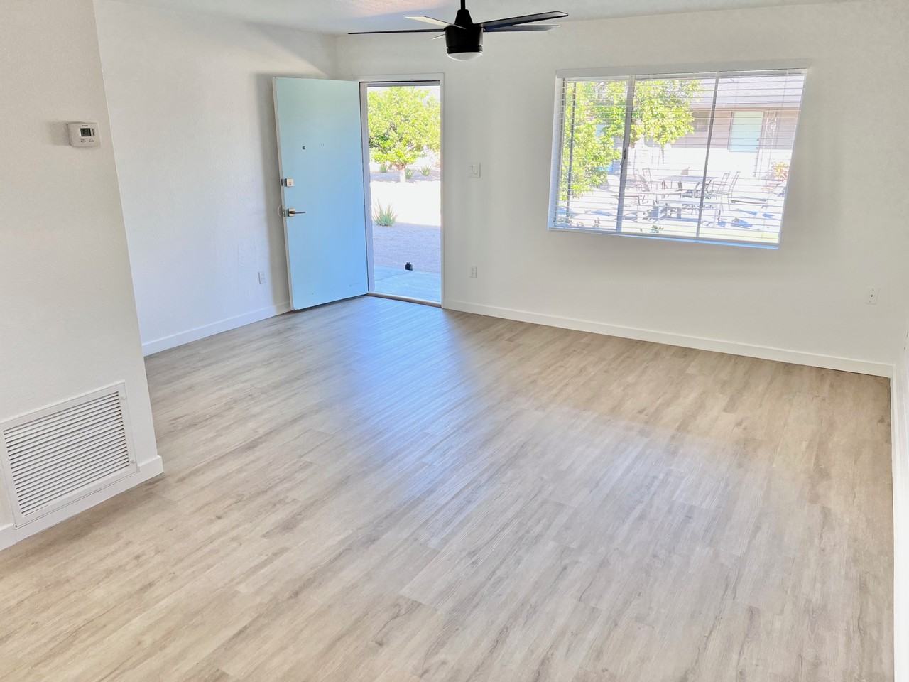 2035 E Turney Ave #4E - Photo 5 of 39