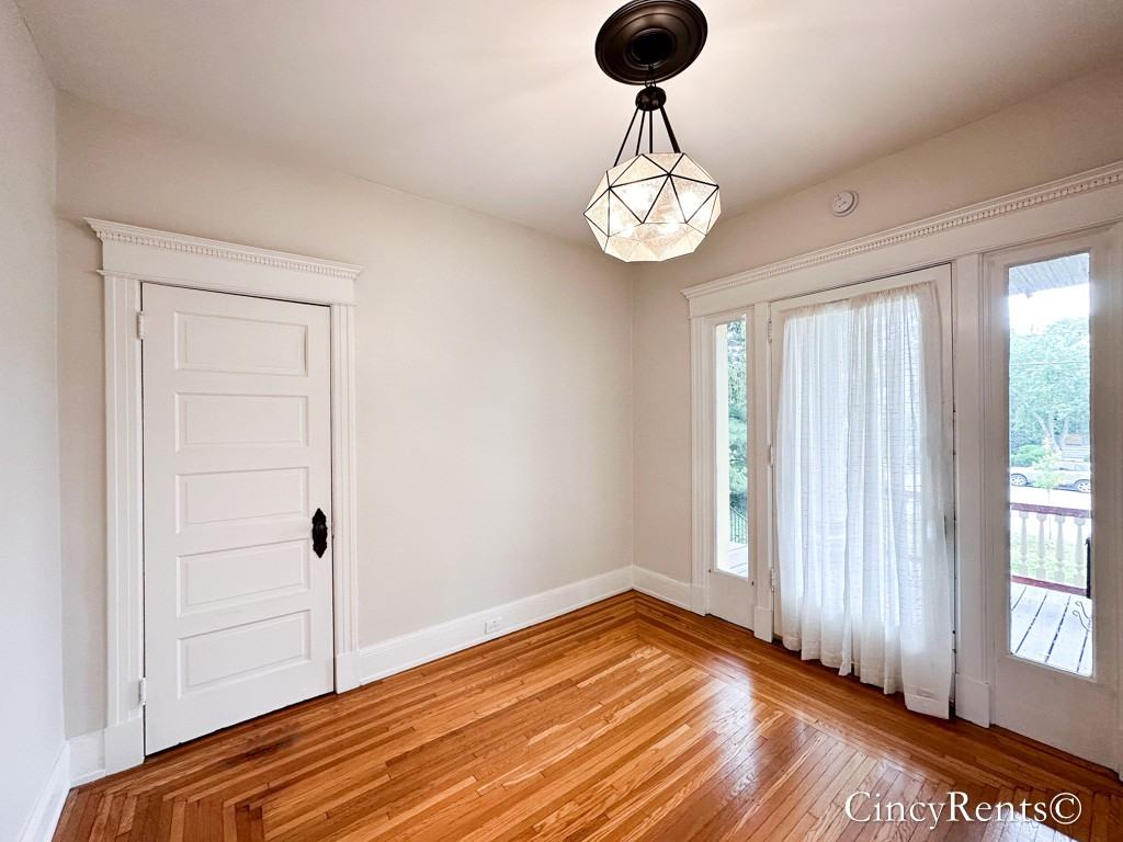 2552 Erie Ave #1 - Photo 3 of 25