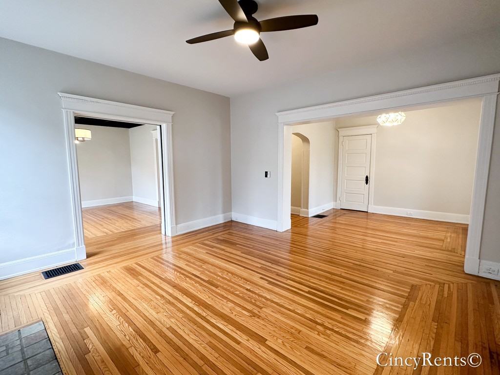 2552 Erie Ave #1 - Photo 5 of 25