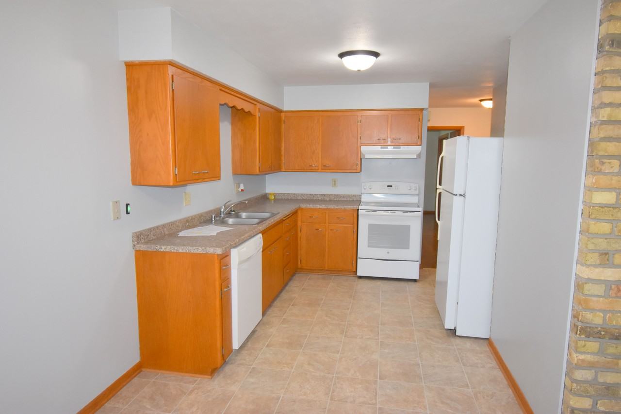 6706 Spring Grove Ct #NA - Photo 3 of 21