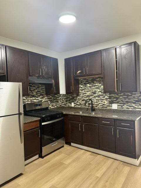 6603 S Saint Lawrence Ave #2 - Photo 3 of 8
