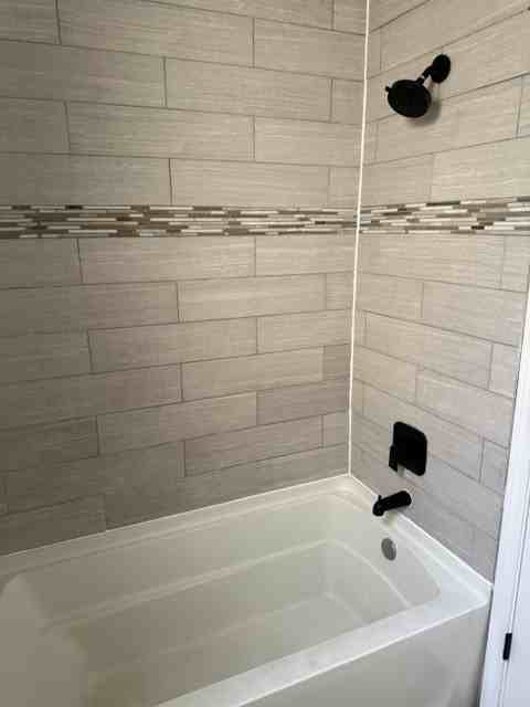 6603 S Saint Lawrence Ave #2 - Photo 4 of 8