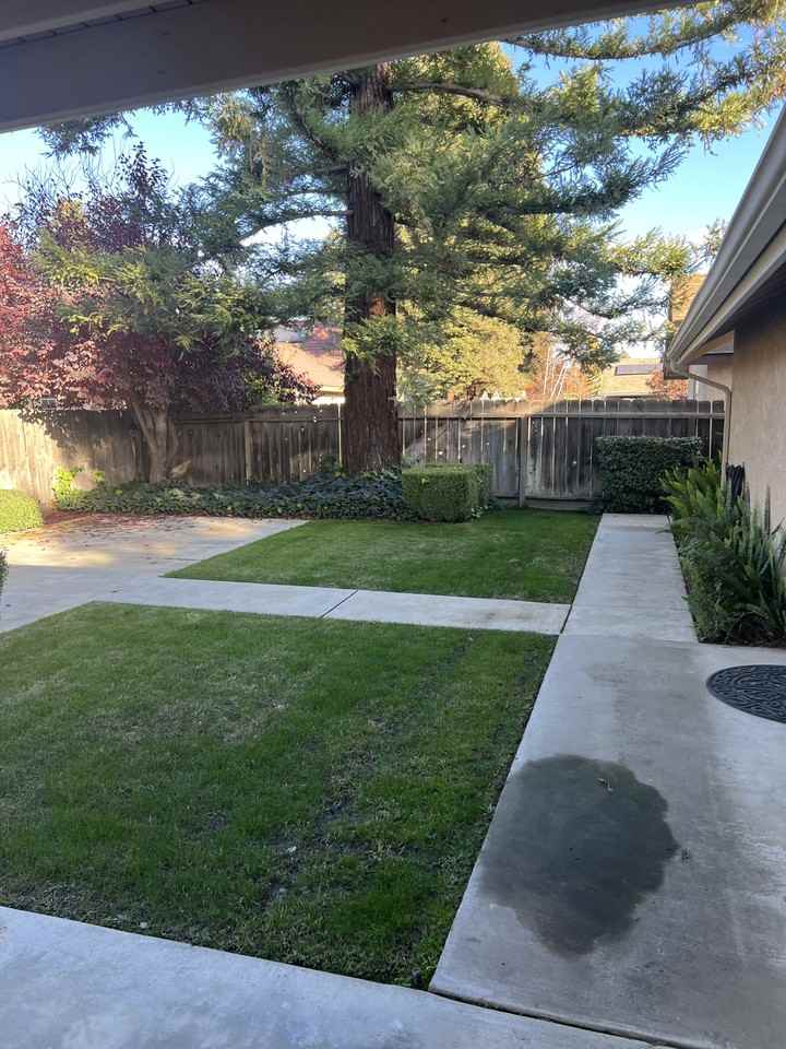 4940 W Grove Ave #NA - Photo 2 of 6