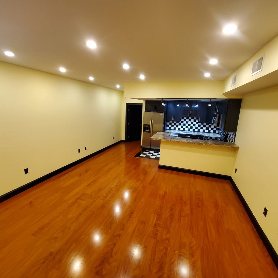 618 Hepburn St #1 - Photo 2 of 5