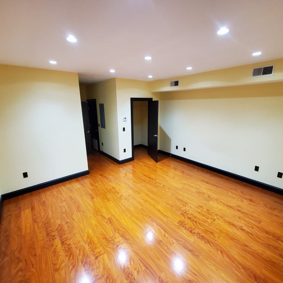 618 Hepburn St #1 - Photo 3 of 5