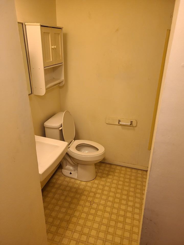 38 Main St #1 - Photo 5 of 5