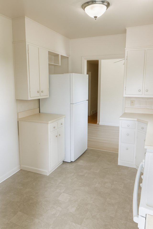 511 W Buckingham Dr #NA - Photo 6 of 12