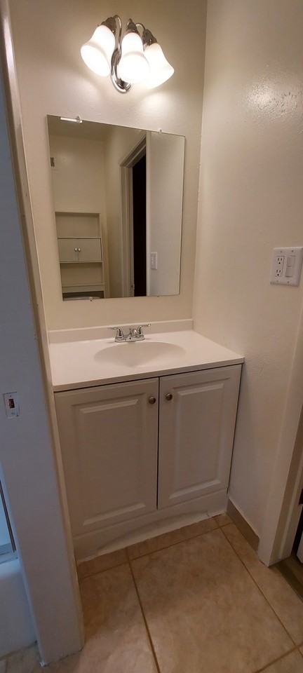 1602 Lindley Dr #1602 - Photo 3 of 18