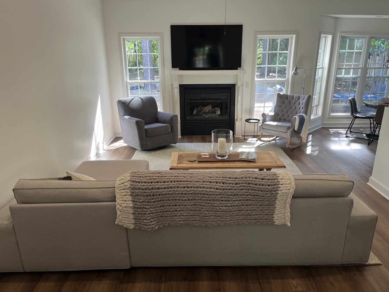 140 E Delaware Ave #NA - Photo 6 of 14