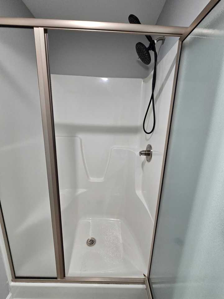 1601 Mount Rainer Dr #NA - Photo 3 of 24