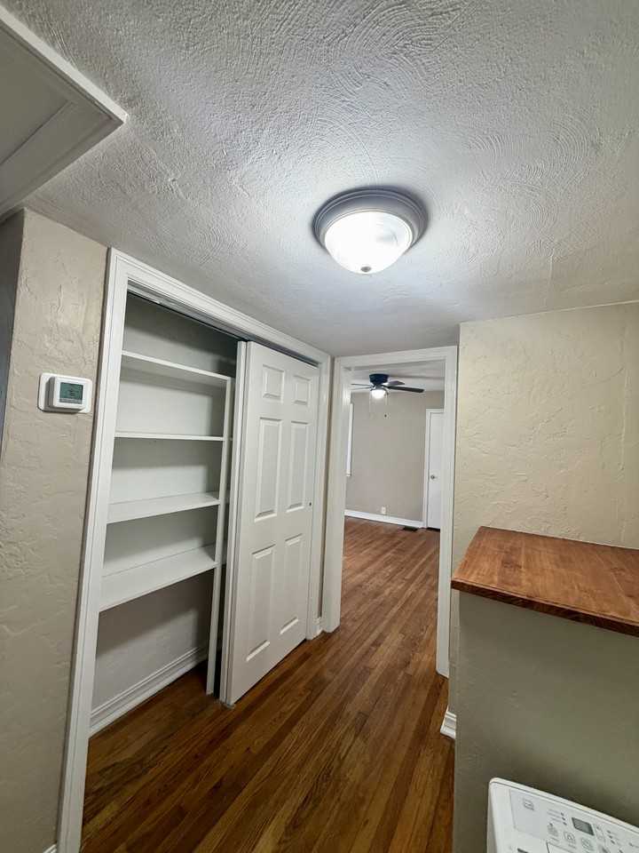 604 N Moore St #NA - Photo 5 of 16