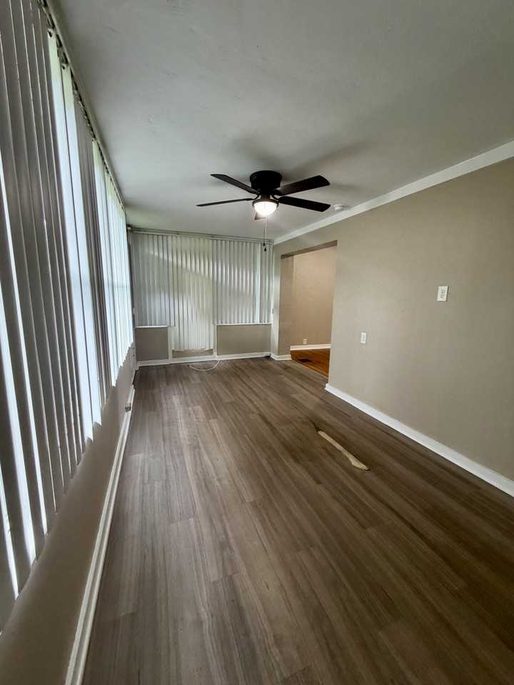 604 N Moore St #NA - Photo 6 of 16
