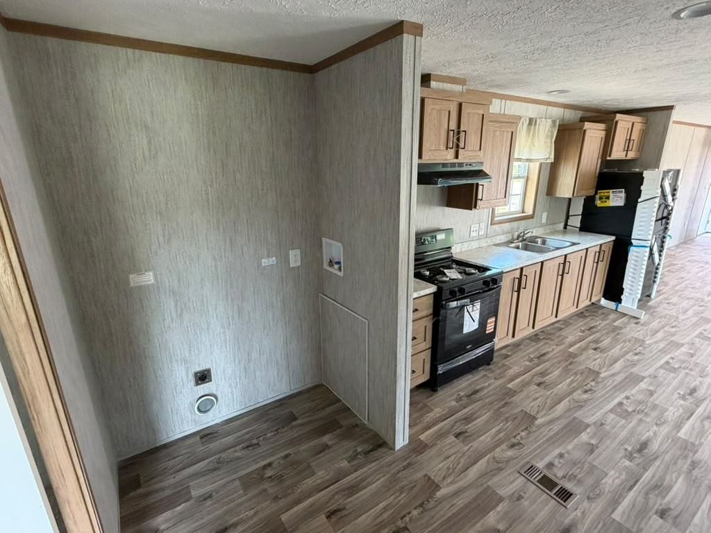 285 Brian Ln #285 - Photo 4 of 16