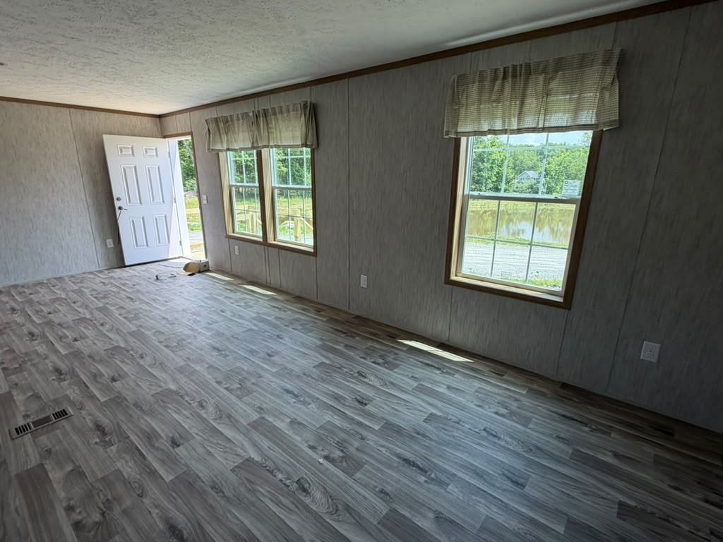285 Brian Ln #285 - Photo 5 of 16