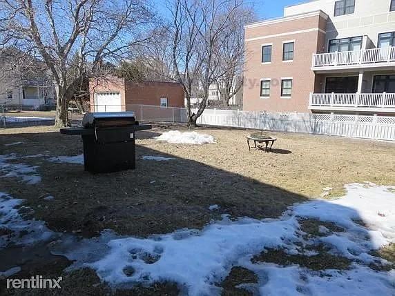 15 Surrey St #2 - Photo 7 of 11