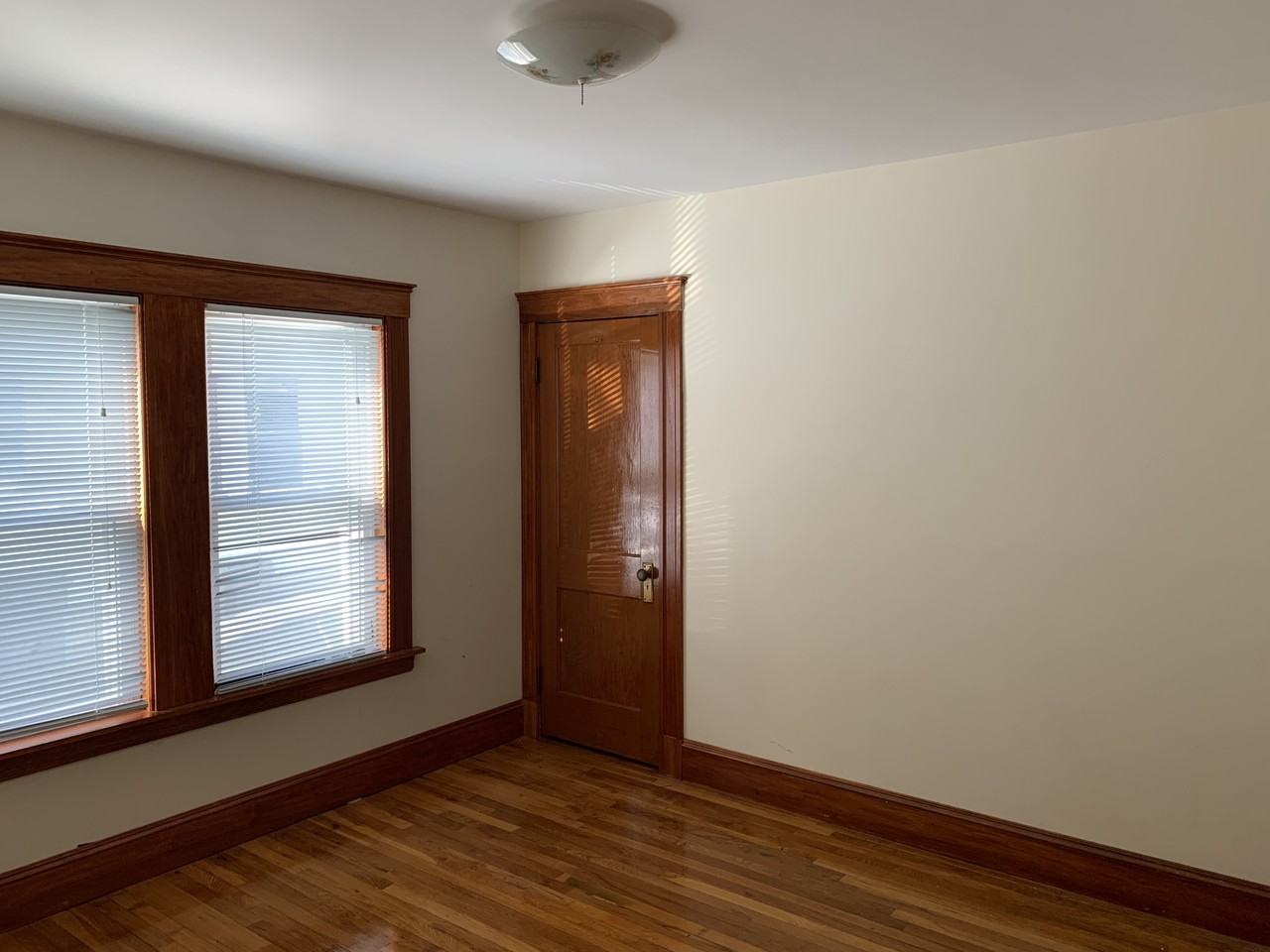 145 Nichols Ave #145 - Photo 6 of 8