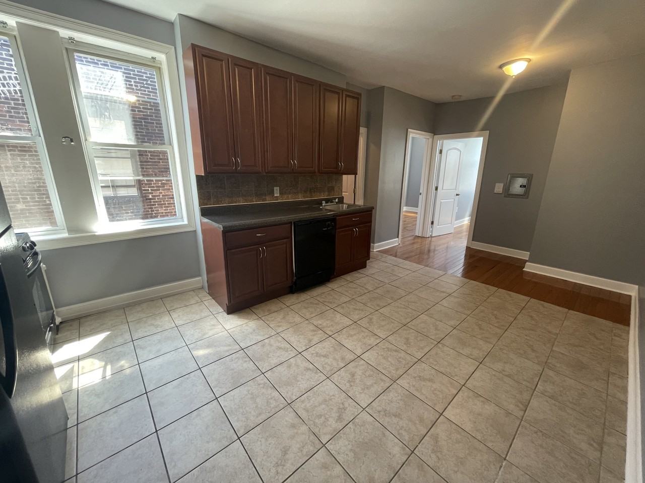 403 Avenue C #7 - Photo 2 of 8