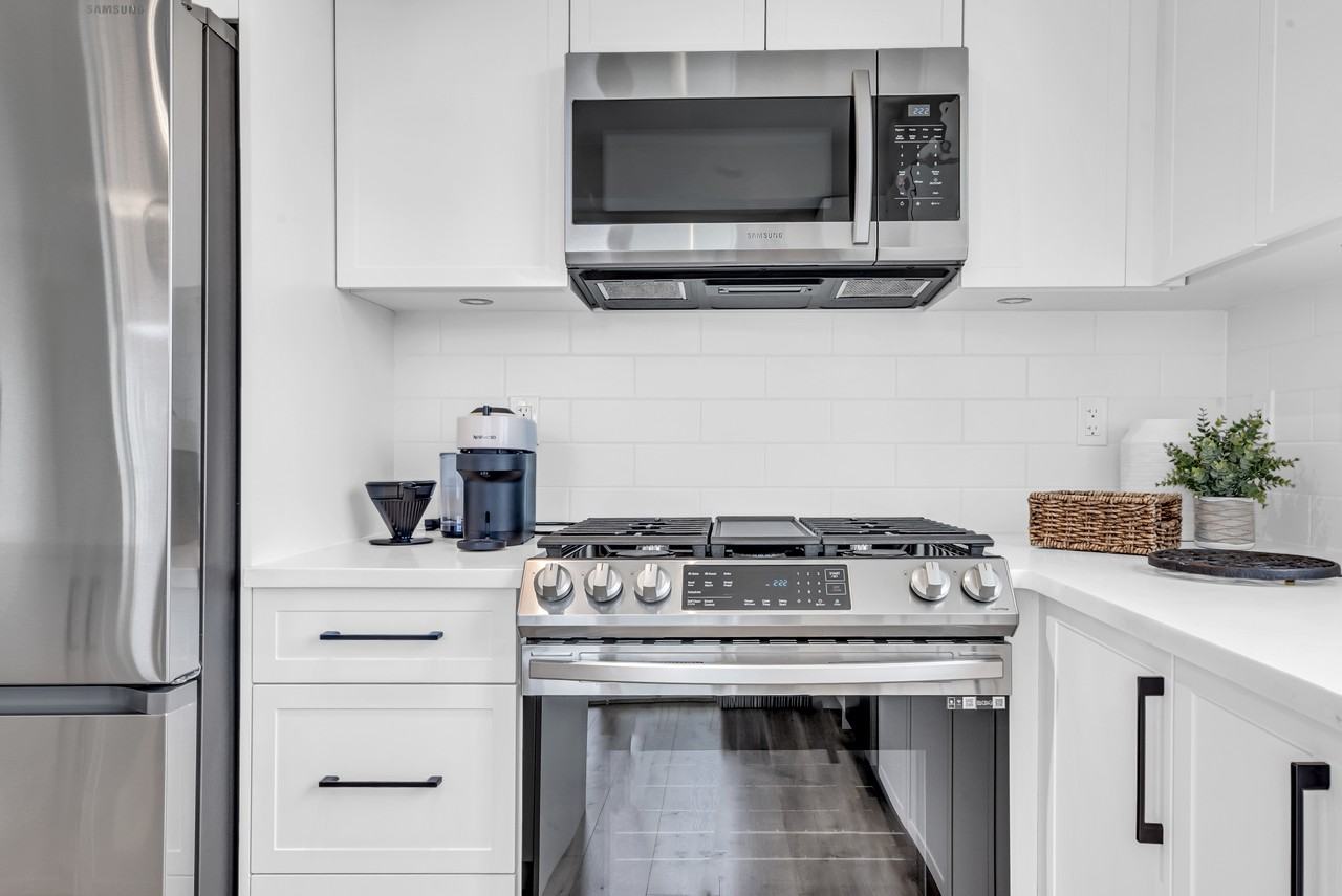 7506 199A Street #3F - Photo 3 of 13
