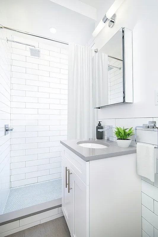 16 Stanhope St #3R - Photo 6 of 7