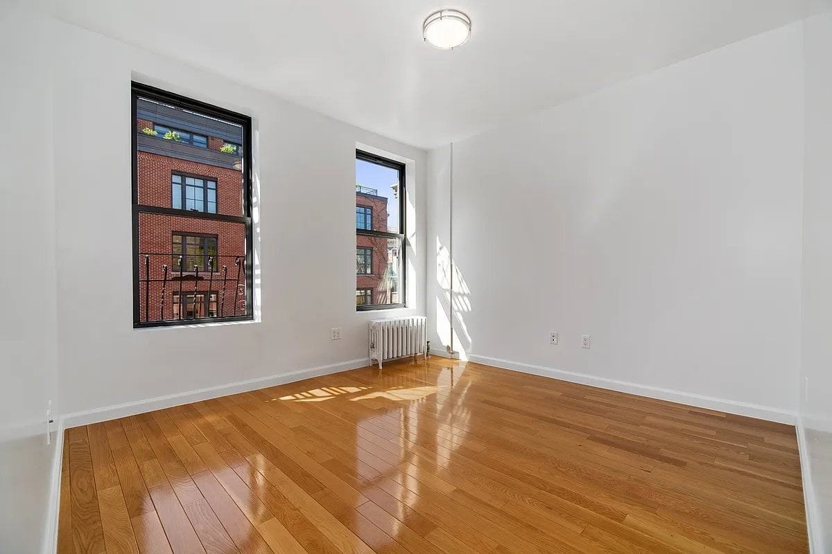 117 Perry St #11 - Photo 5 of 8