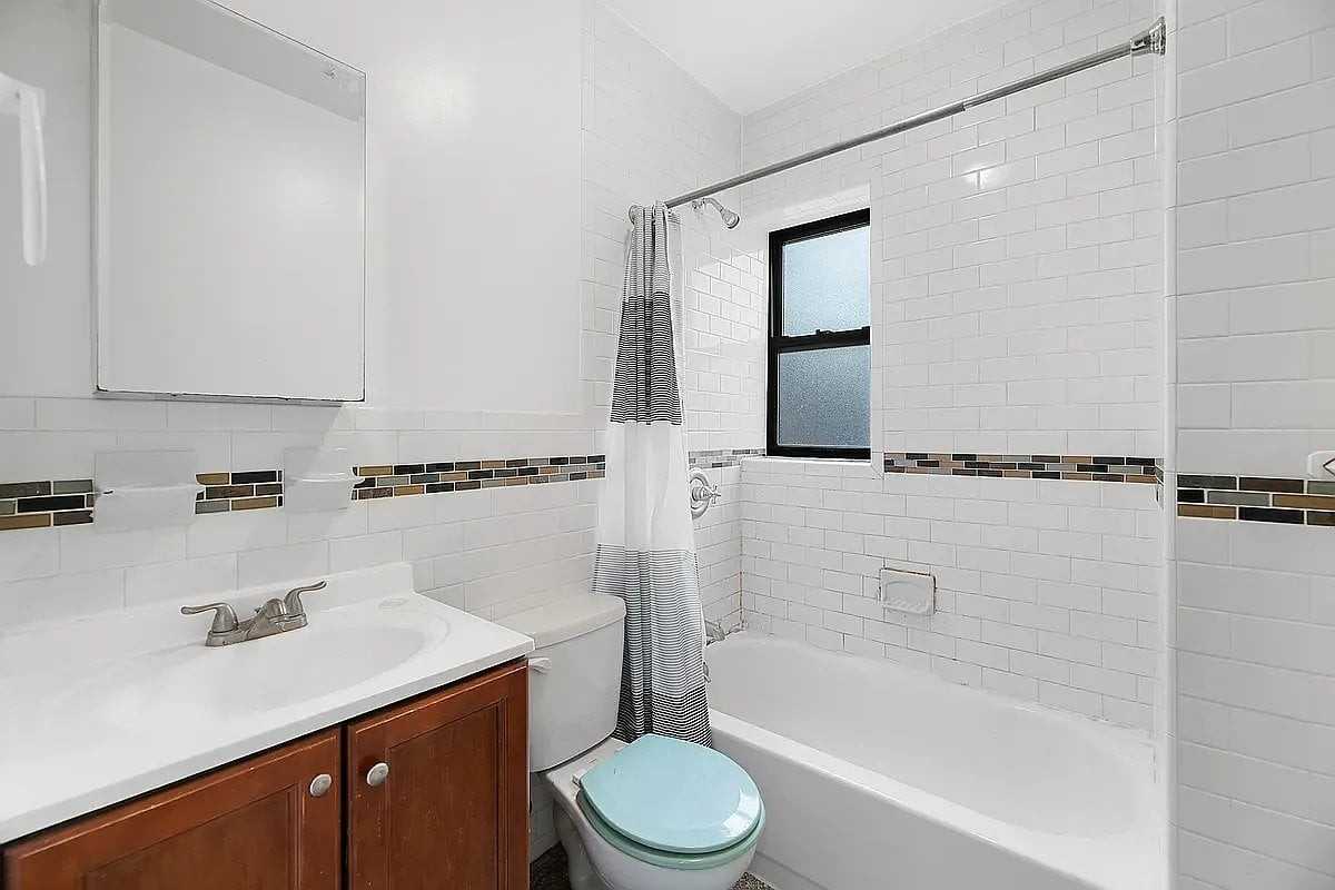 101 Delancey St #2 - Photo 6 of 6