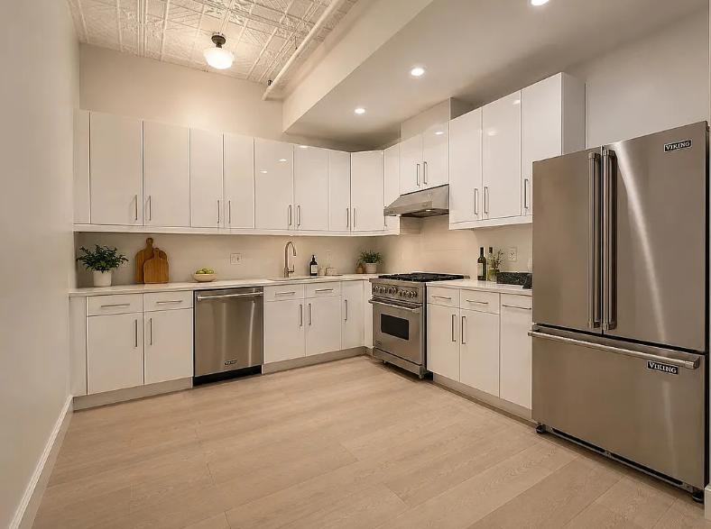 535 Broadway #3A - Photo 2 of 9