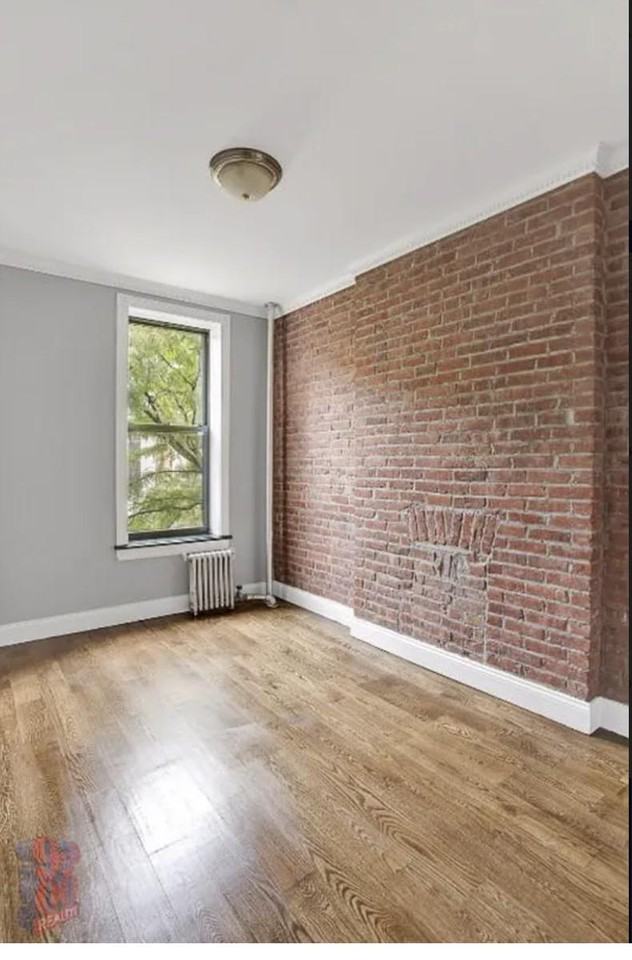 438 W 52nd St #C7 - Photo 3 of 7