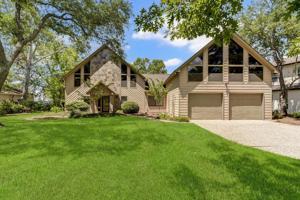 featured image of 10045 Valley Dr S #1