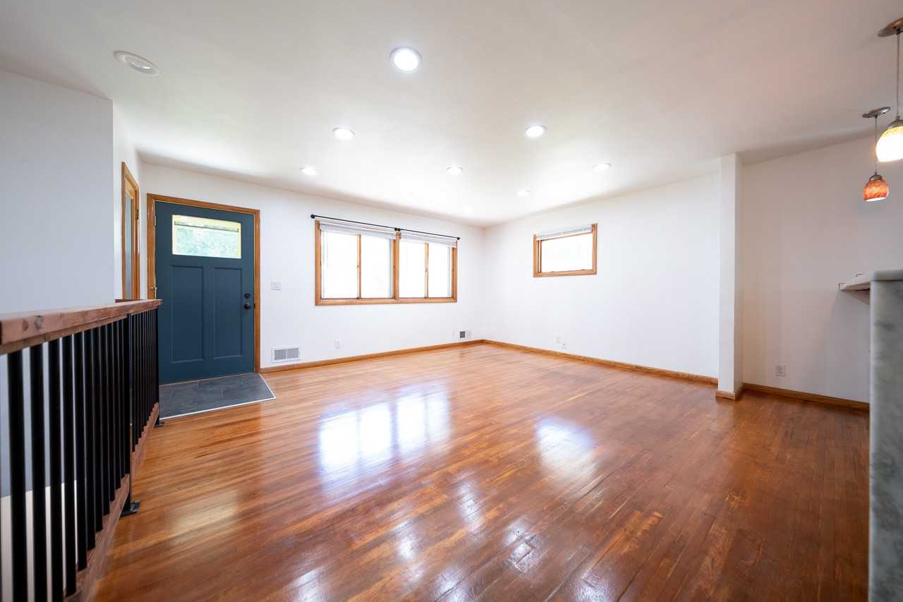 10130 Fremont Ave S #1 - Photo 3 of 35