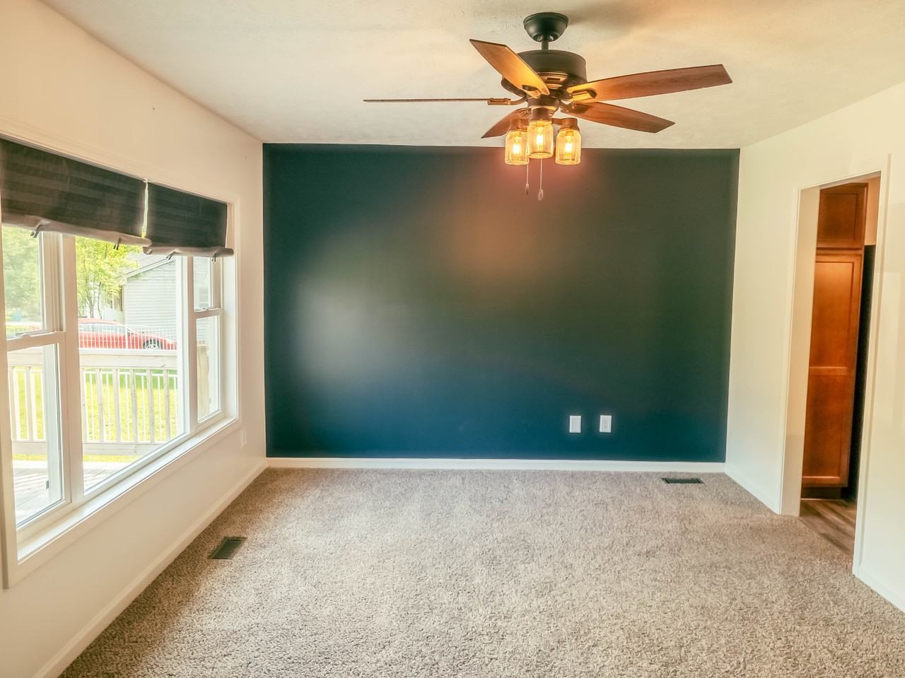 200 Rowland Cir - Photo 2 of 17