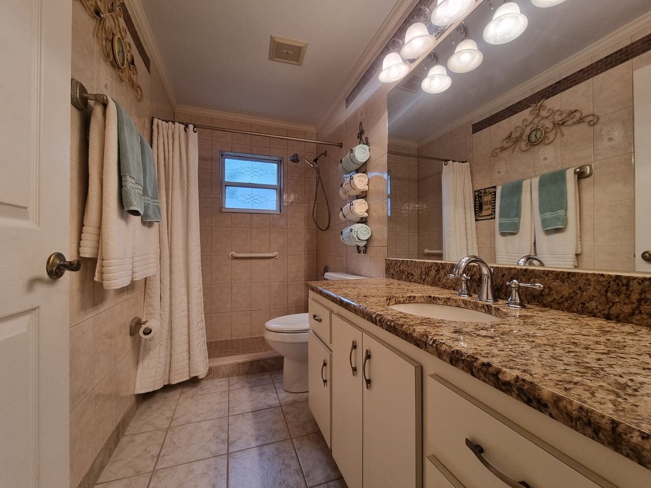 317 Caen Ct - Photo 3 of 11