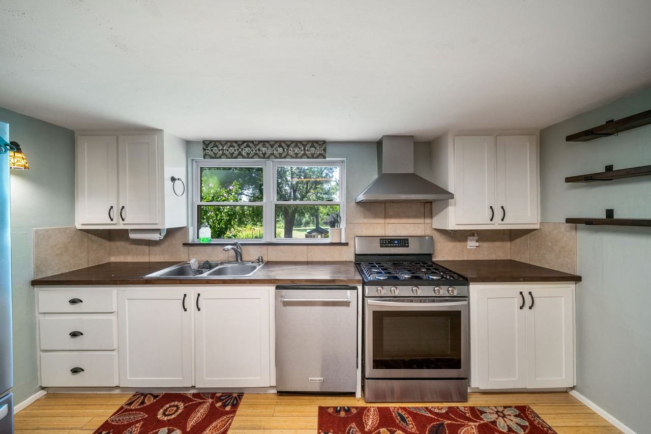 6401 W 56th St - Photo 7 of 26