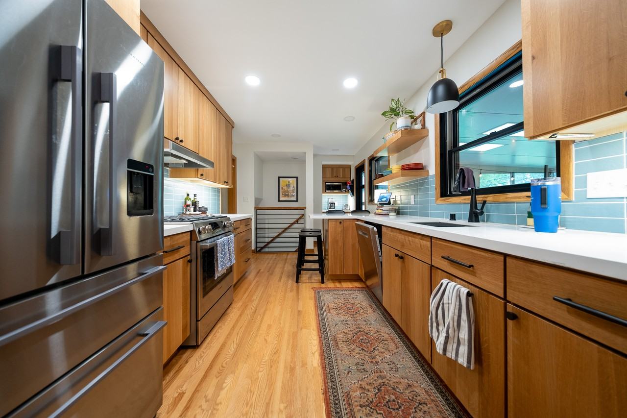 3412 Coolidge St Ne #1 - Photo 2 of 50