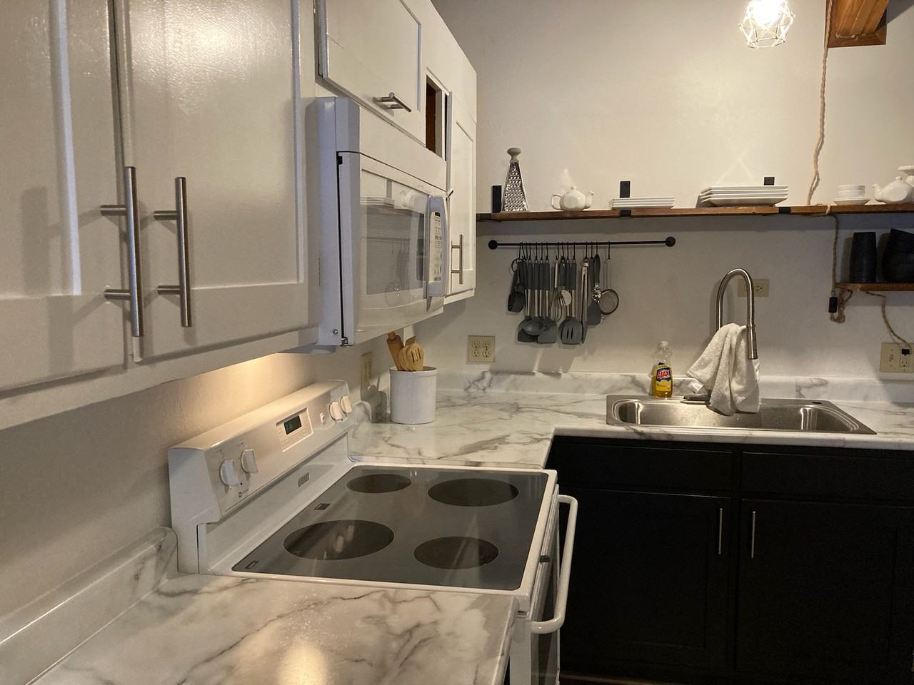510 W Elizabeth St #B - Photo 2 of 9