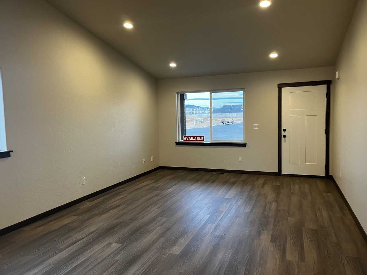 12687 N Farley Way - Photo 4 of 10