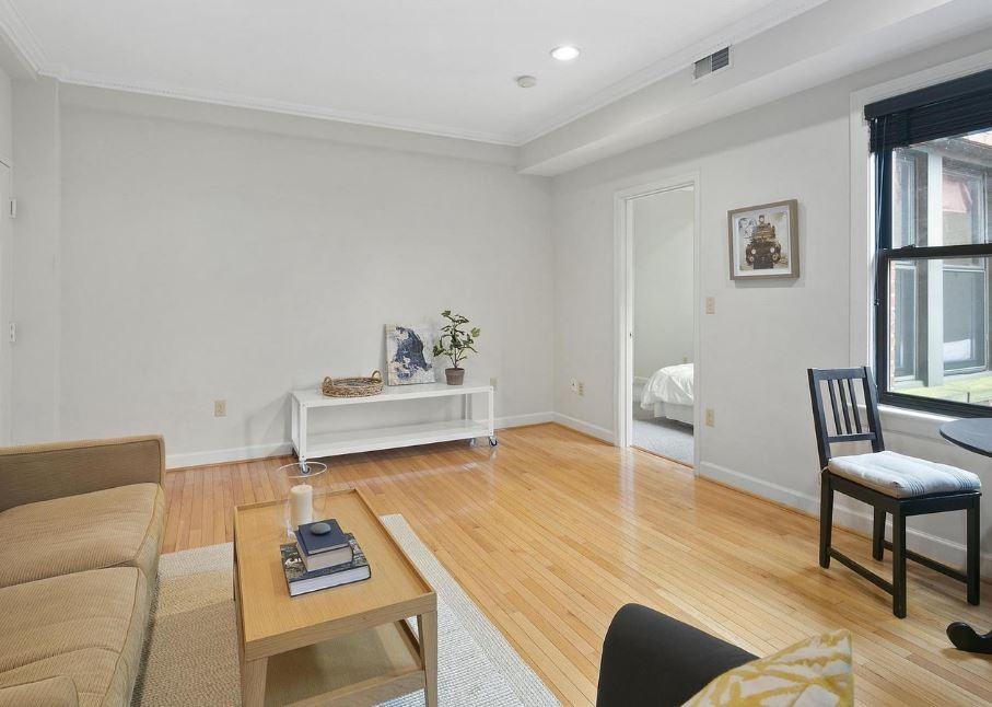 1321 Fairmont St Nw #1 - Photo 6 of 18