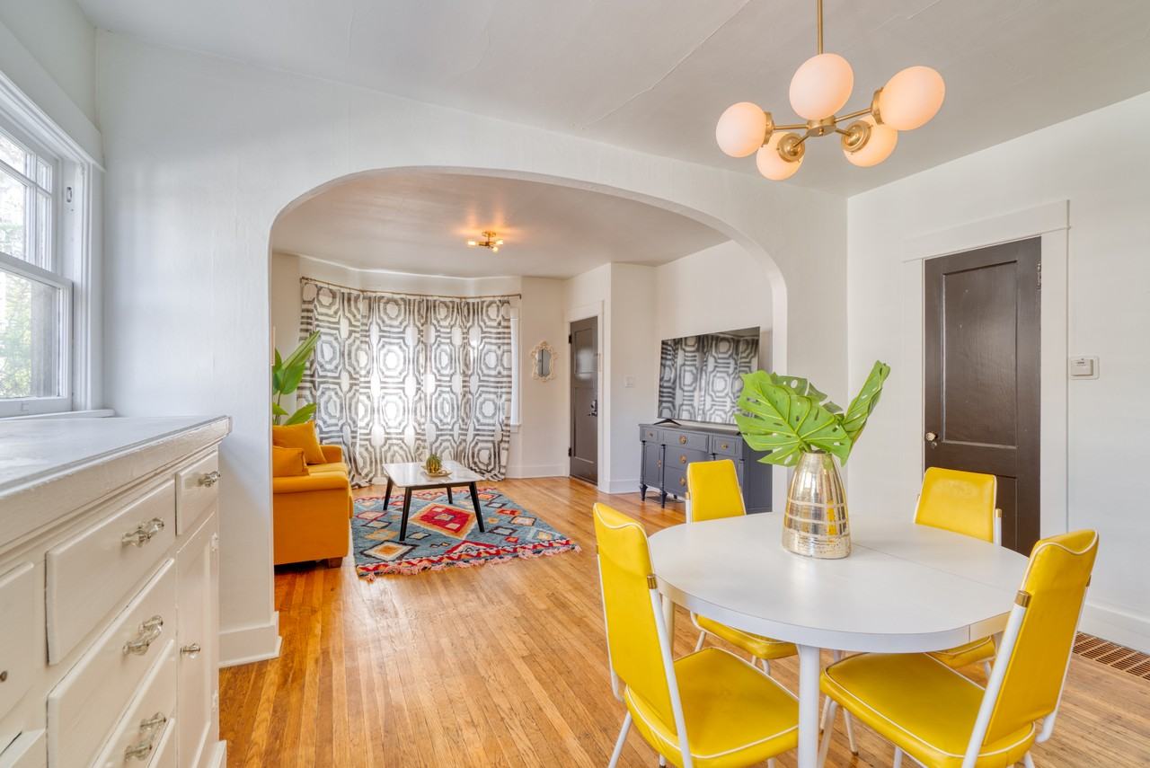 2215 Se Powell Blvd #2 - Photo 4 of 19