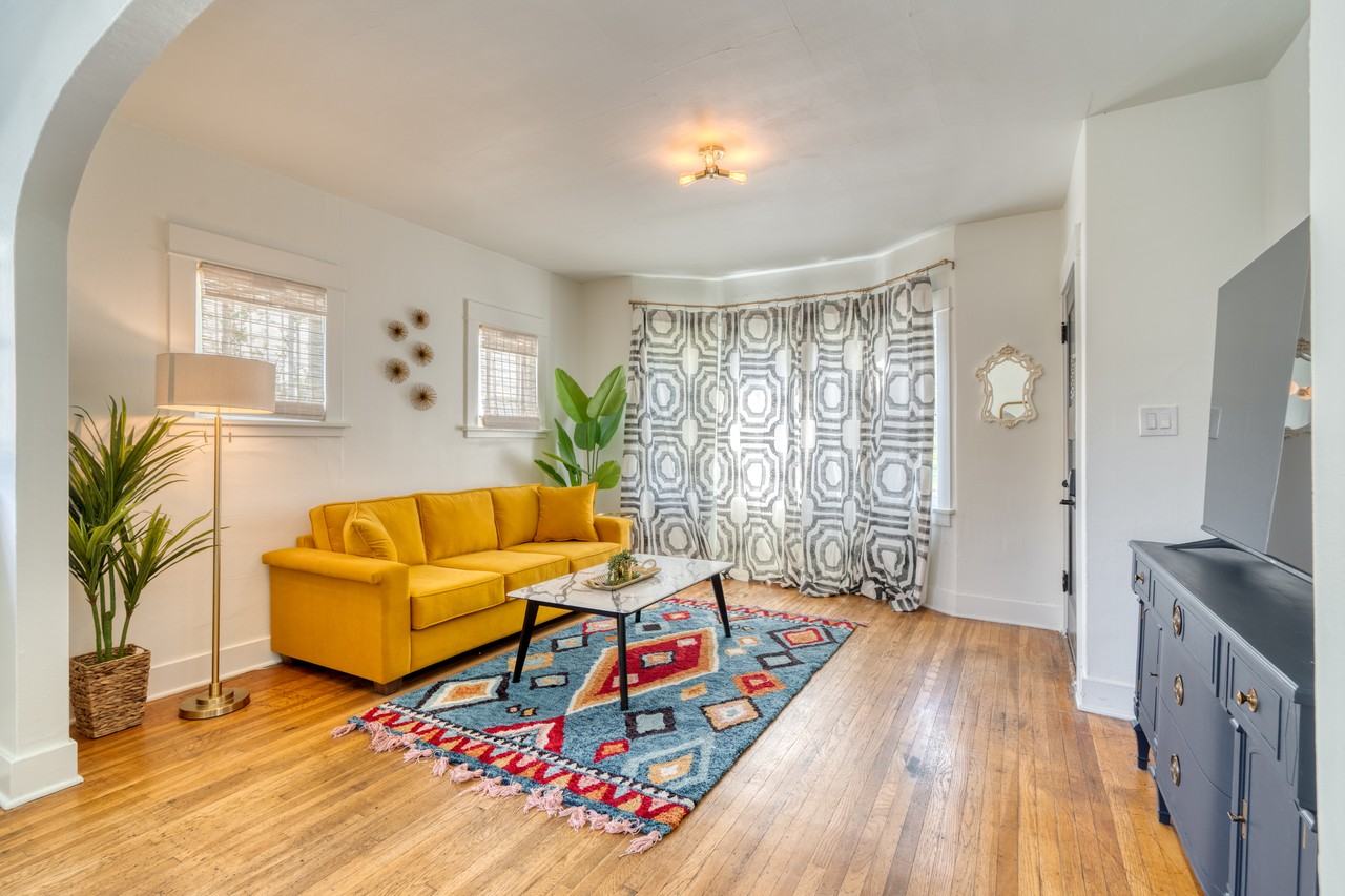 2215 Se Powell Blvd #2 - Photo 6 of 19
