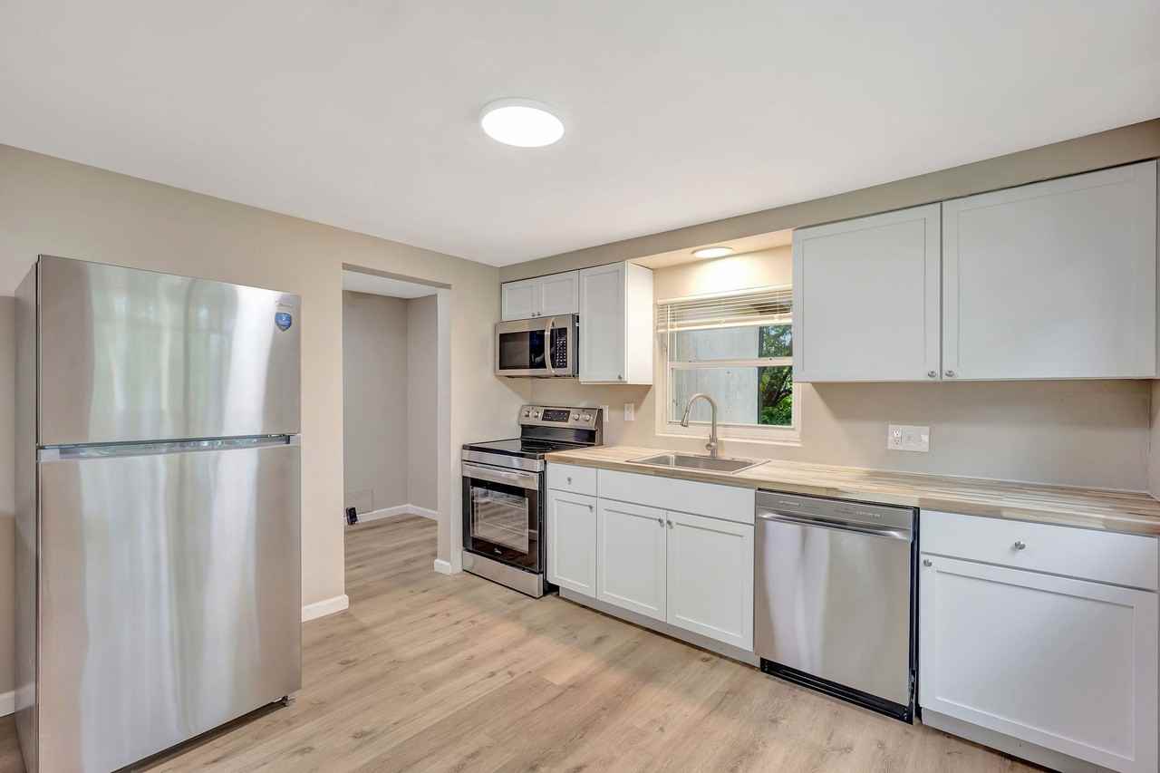 90 Miami St #1 - Photo 2 of 10