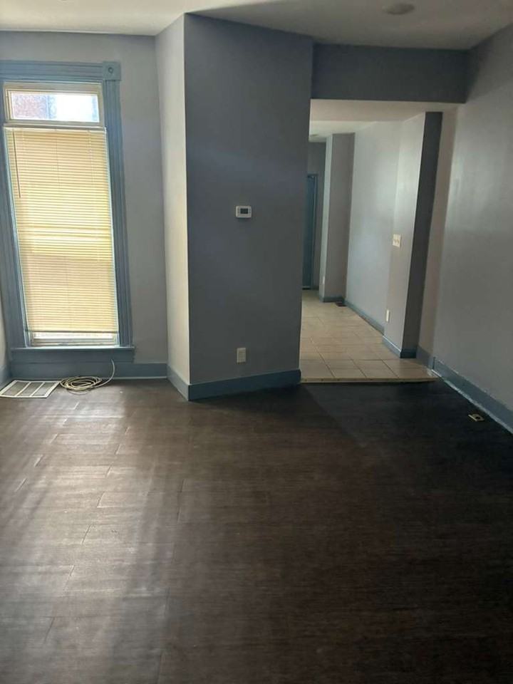 2832 Parkwood Ave - Photo 7 of 20