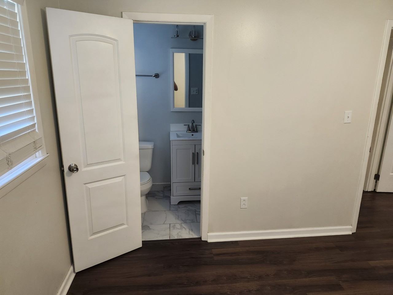 1206 Heflund Ave - Photo 5 of 10