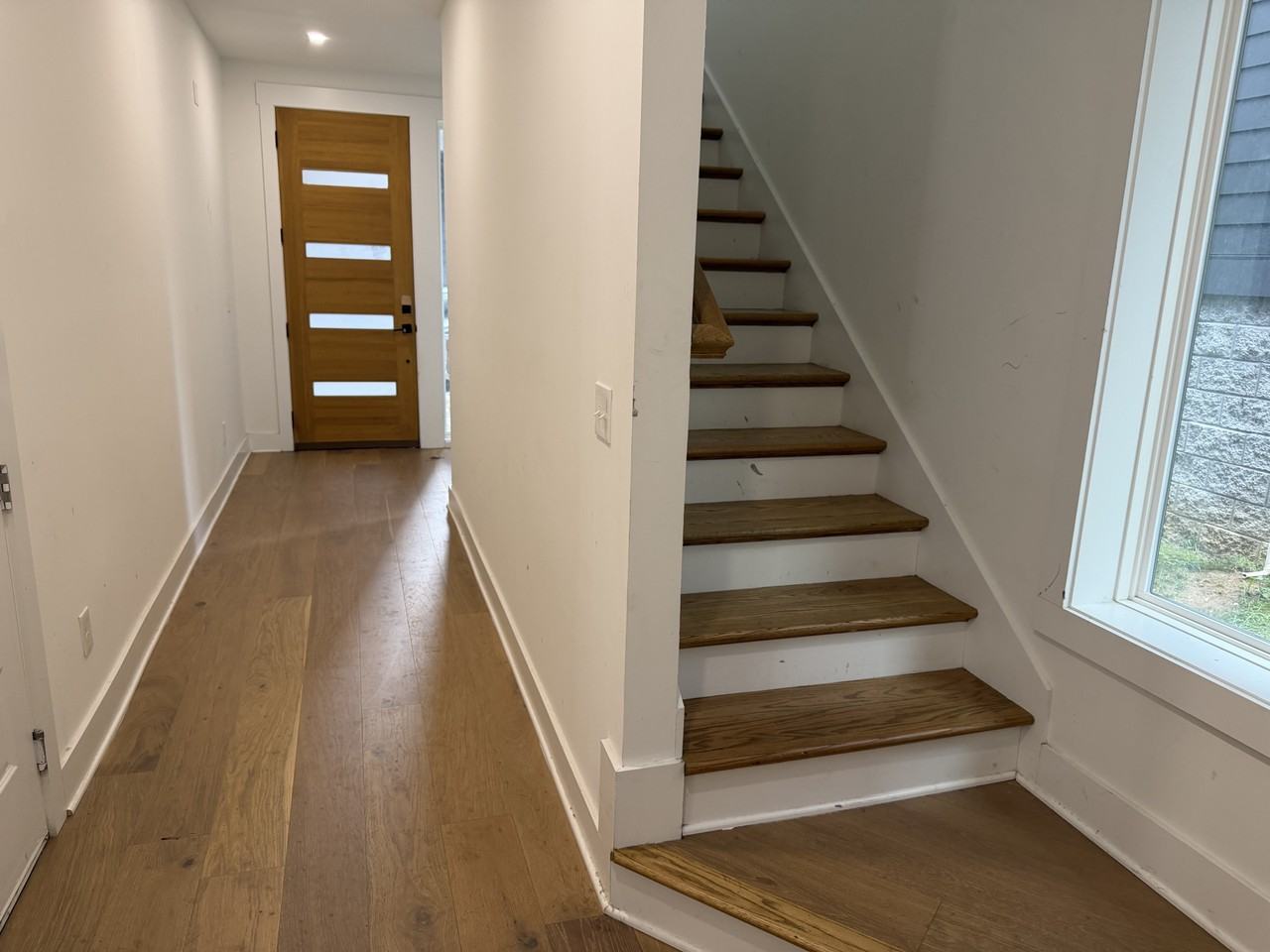 1215 Ireland St #C - Photo 2 of 18