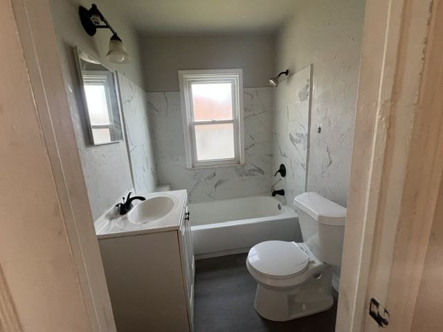 1411 N Winston Ave - Photo 3 of 4