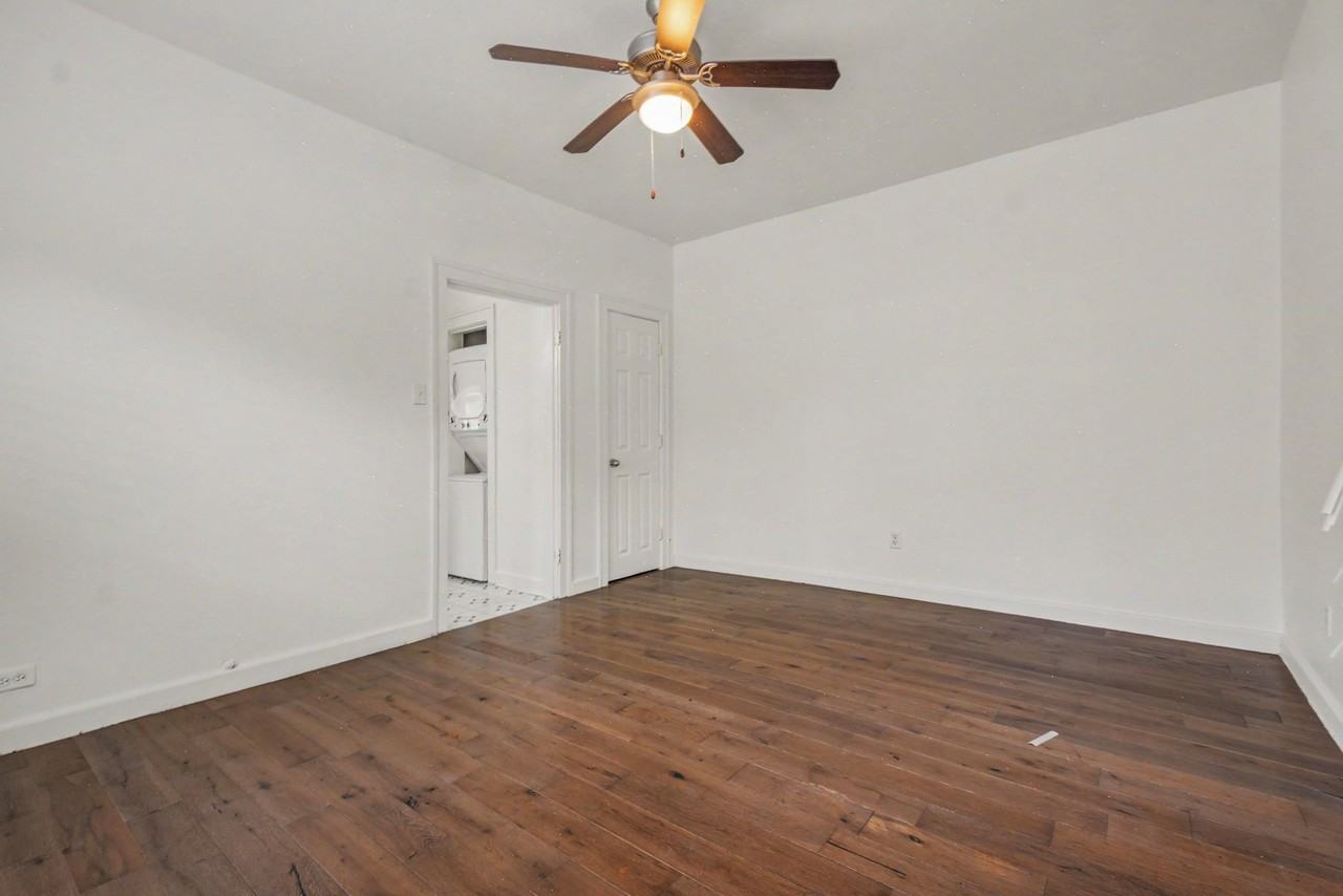 917 Annex Ave - Photo 4 of 16