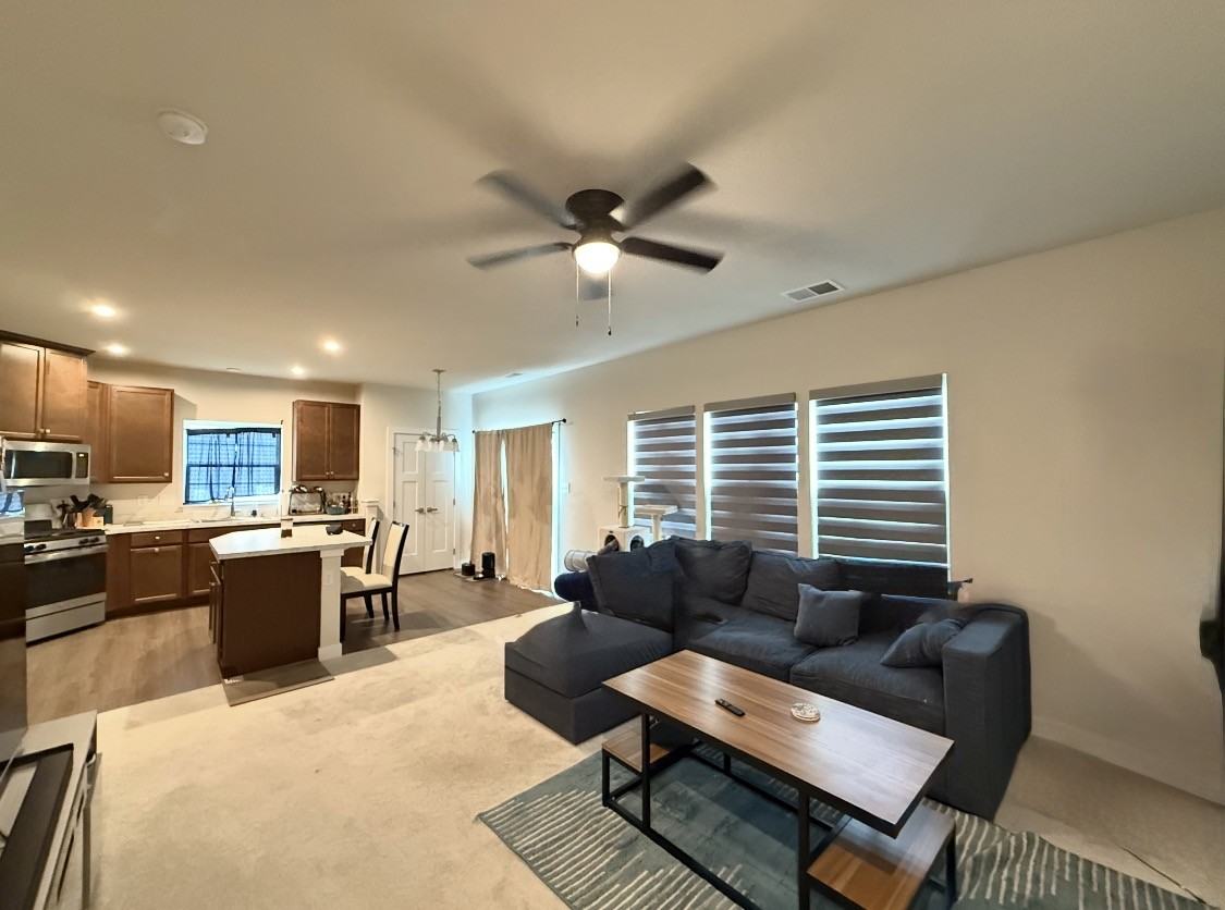 110 Spoonbill Loop - Photo 4 of 16