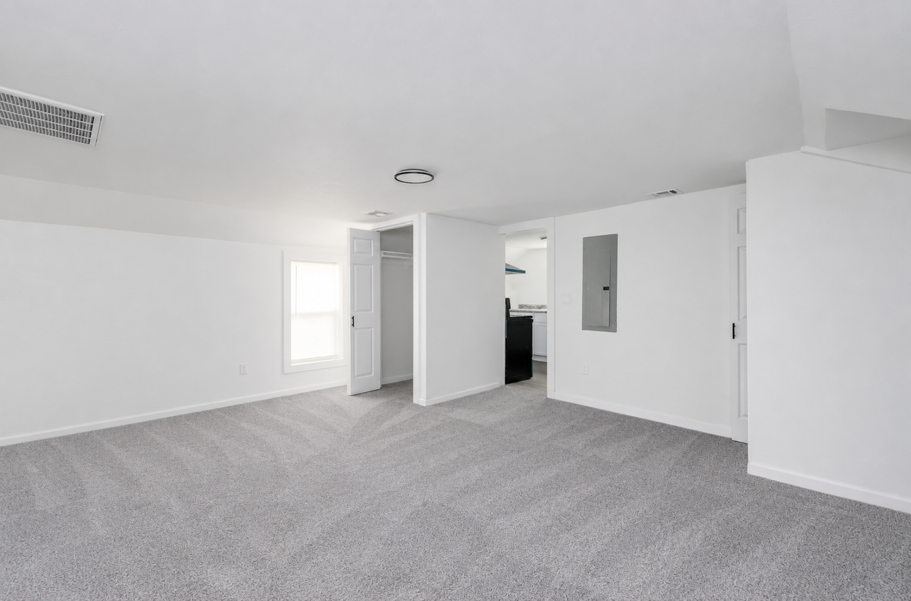 807 S College Ave #807B - Photo 4 of 8