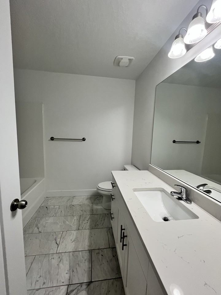 10869 N Marble Mnr - Photo 6 of 9